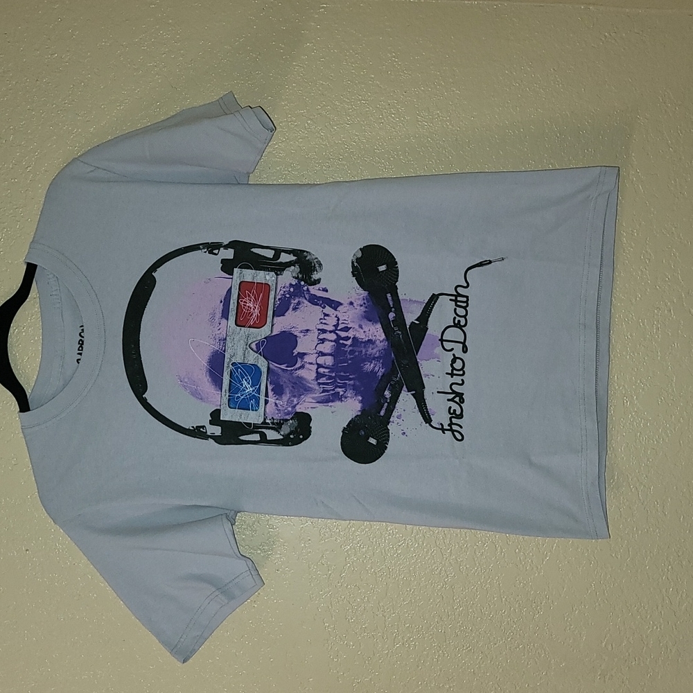 Grey skully Carbon T-shirt Fresh to Death with microphone Sz. mens S